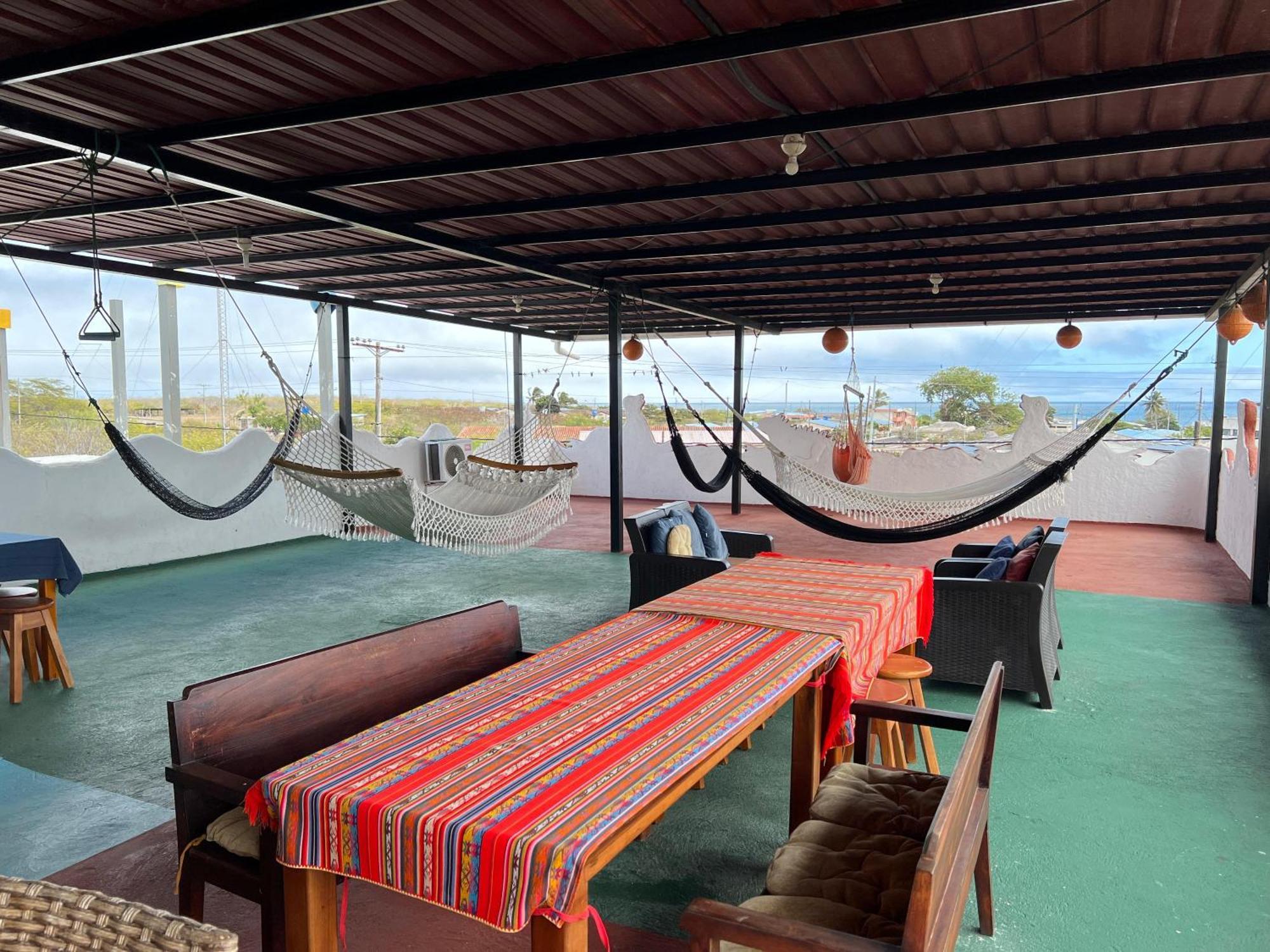 Hostal Cattleya Puerto Baquerizo Moreno Εξωτερικό φωτογραφία