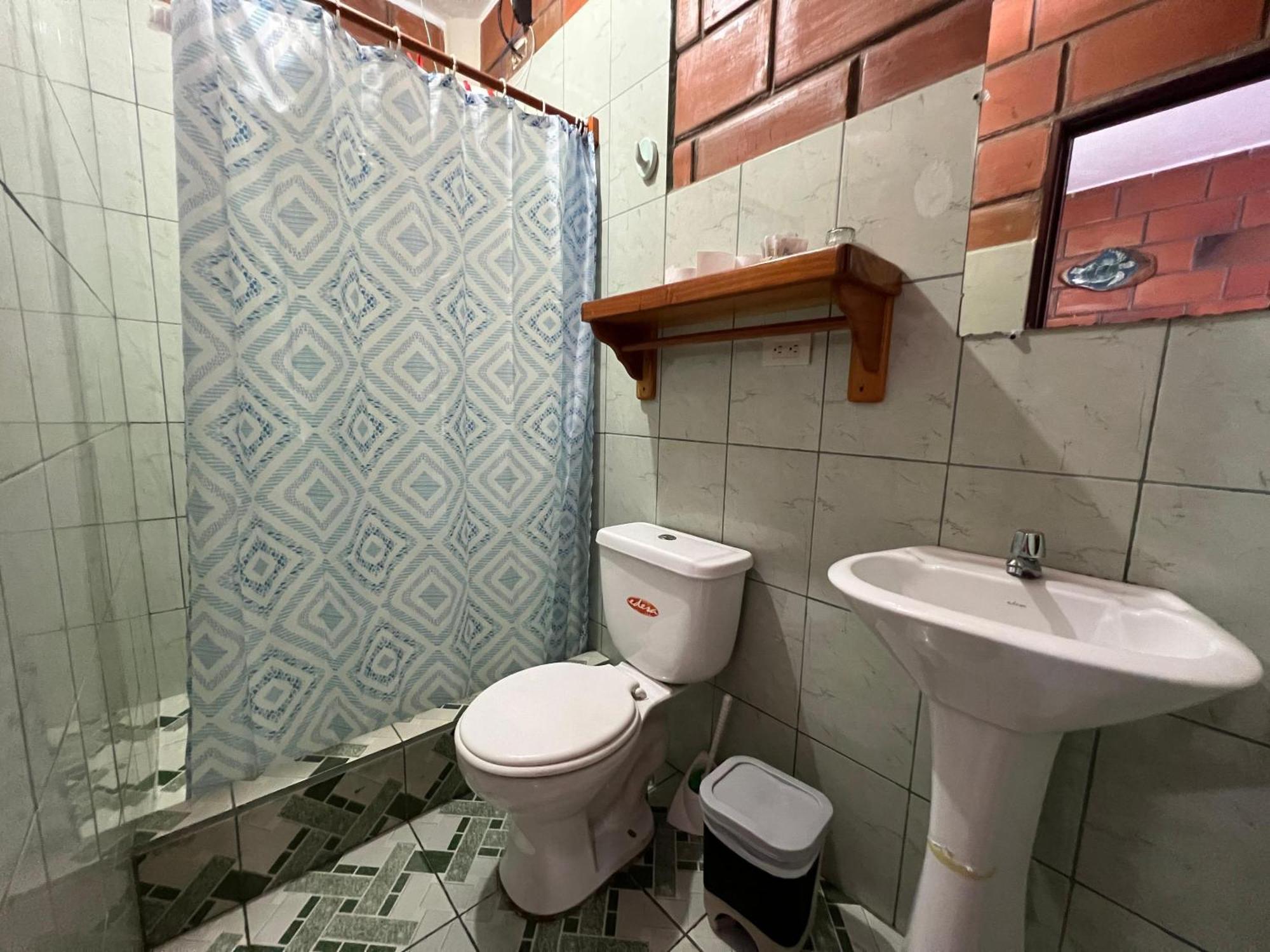 Hostal Cattleya Puerto Baquerizo Moreno Δωμάτιο φωτογραφία