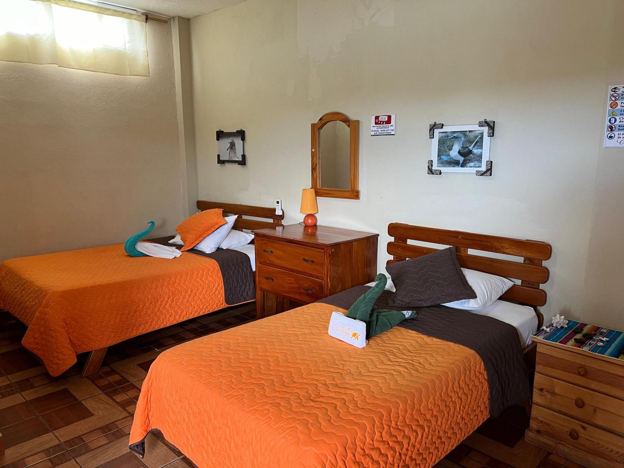 Hostal Cattleya Puerto Baquerizo Moreno Εξωτερικό φωτογραφία